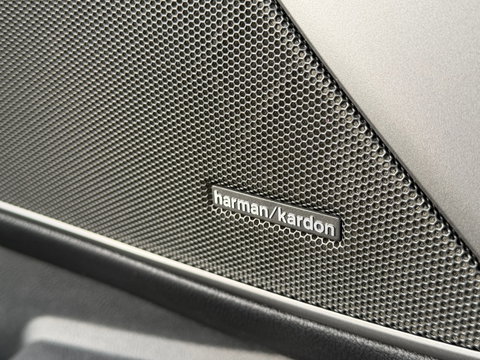 BMW 3 Serie Touring 330e High Exe M-Sport|Pano|Harman/Kardon|Head-Up|Memory|ACC|Camera|Leder|Carplay|292PK