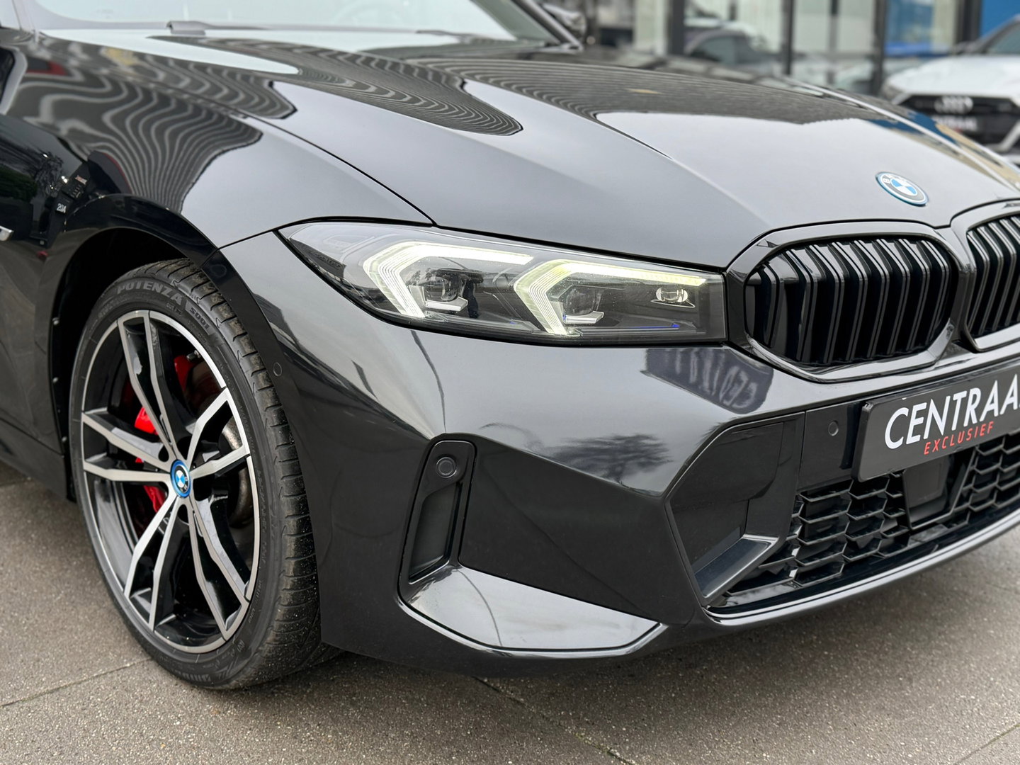 BMW 3 Serie Touring 330e High Exe M-Sport|Pano|Harman/Kardon|Head-Up|Memory|ACC|Camera|Leder|Carplay|292PK