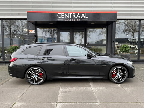 BMW 3 Serie Touring 330e High Exe M-Sport|Pano|Harman/Kardon|Head-Up|Memory|ACC|Camera|Leder|Carplay|292PK