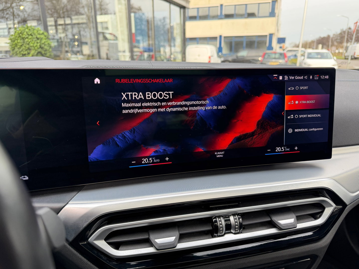 BMW 3 Serie Touring 330e High Exe M-Sport|Pano|Harman/Kardon|Head-Up|Memory|ACC|Camera|Leder|Carplay|292PK