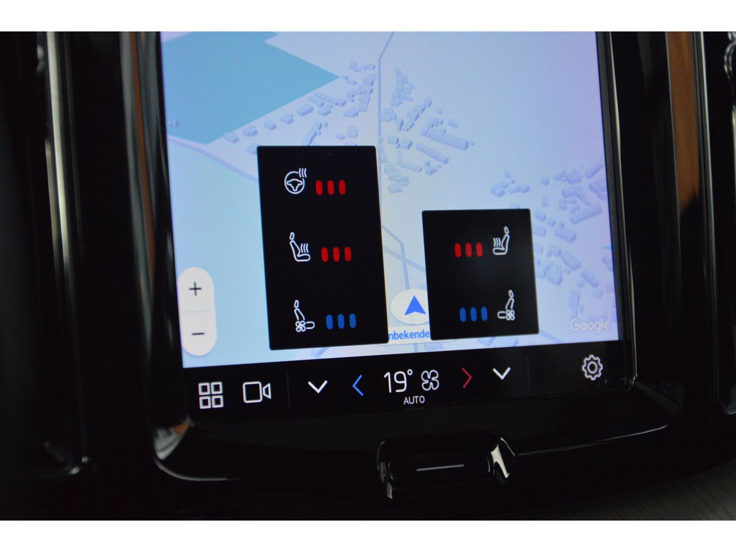 Volvo XC60 T6 Hybride LONG RANGE | Luchtvering | Massage | Stoelventilatie | Panoramadak | 360° Camera | Harman/Kardon |