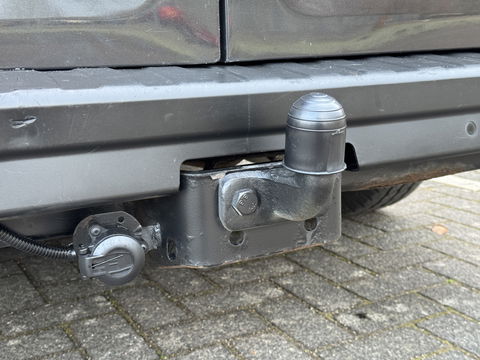 Opel Vivaro 1.6 CDTI L1H1 Sport EcoFlex | 3 Persoons | Camera | Navigatie | Trekhaak | Airconditioning | Cruise Control | Parkeersensoren | Bluetooth | Multifunctioneel Stuurwiel |