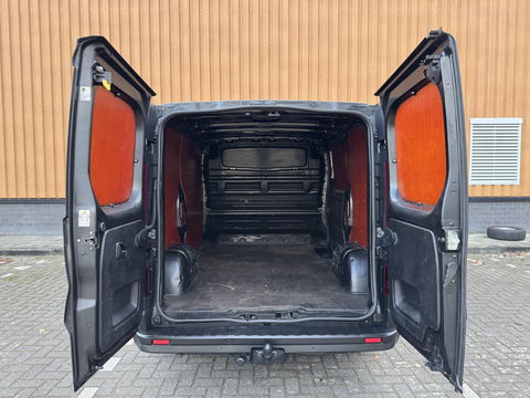 Opel Vivaro 1.6 CDTI L1H1 Sport EcoFlex | 3 Persoons | Camera | Navigatie | Trekhaak | Airconditioning | Cruise Control | Parkeersensoren | Bluetooth | Multifunctioneel Stuurwiel |