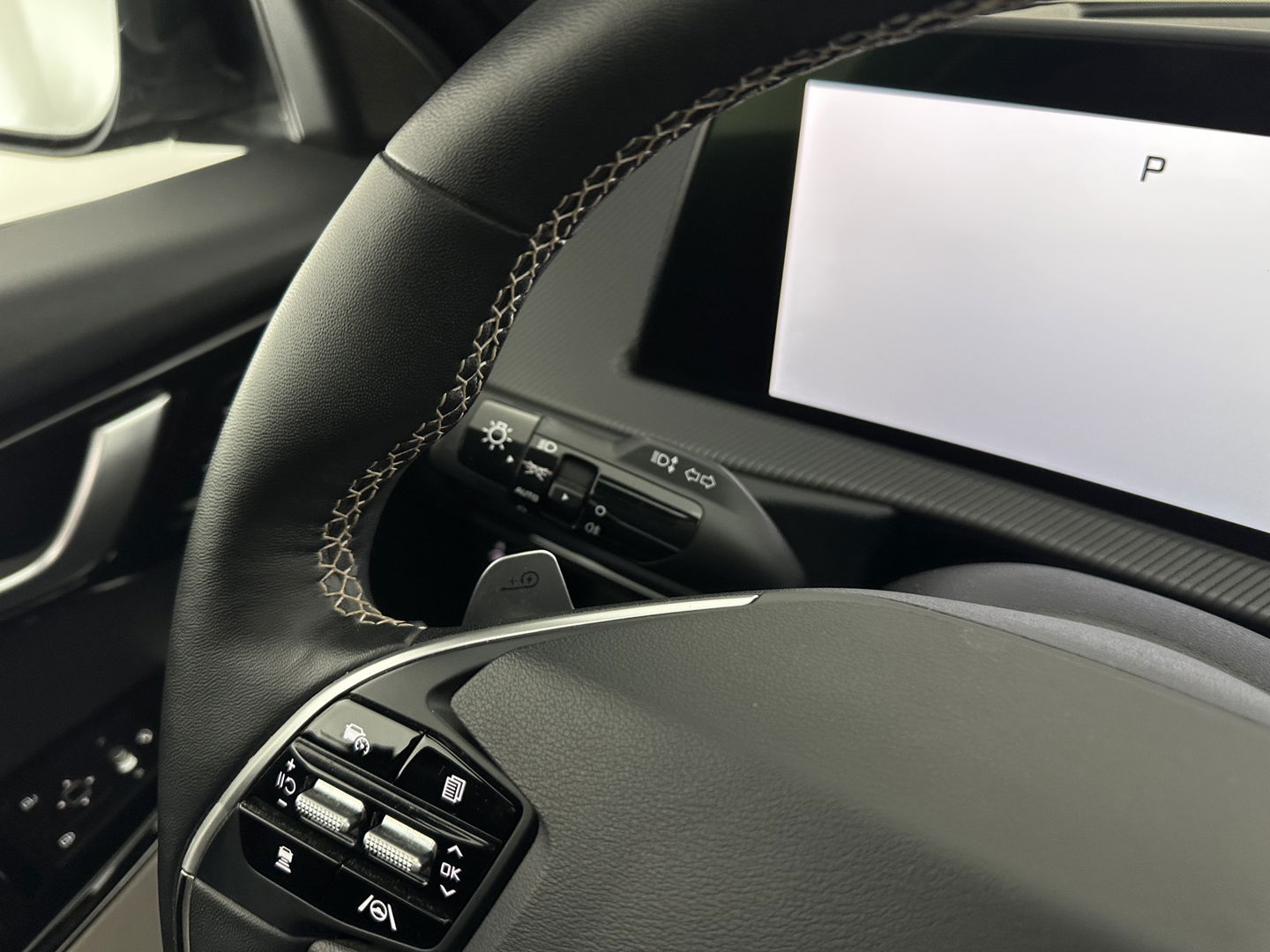 Kia Ev6 GT-Line 77.4 kWh (3-Fase-11kW) {SOH-96%} (INCL-BTW) Aut. *HEATPUMP | PANO | HEAD-UP | LEATHER-ALCANTARA | ADAPTIVE-CRUISE | DIGI-COCKPIT | MERIDIAN-AUDIO | MEMORYPACK | FULL-LED | KEYLESS | TOPVIEW | DAB | BLINDSPOT | NAVI-FULLMAP |