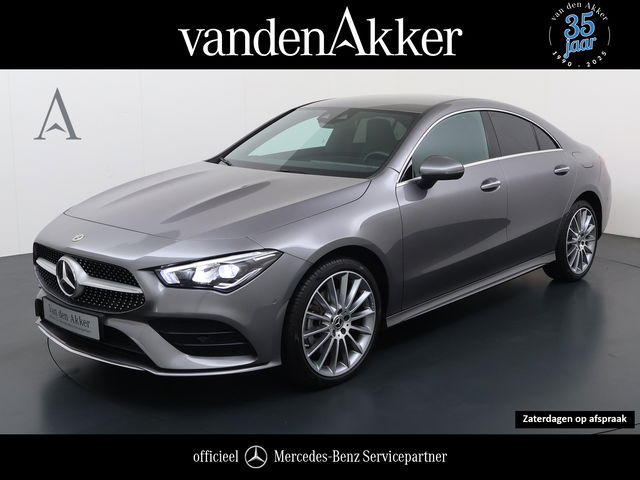 Mercedes-Benz CLA - 250e AMG // Keyless Entry // Sfeerverlichting // Camera // 19" AMG Velgen // Apple Carplay // Android Auto // Privacy Glas