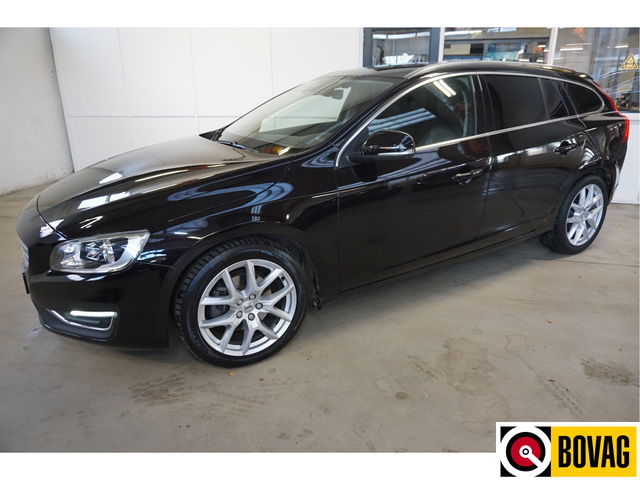 Volvo V60 - 2.0 T5 Ocean Race 245Pk Schuifdak Trekhaak Leer