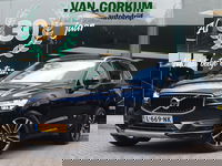 Volvo XC60 - 2.0 B5 250 PK Momentum Exclusive / Panoramadak