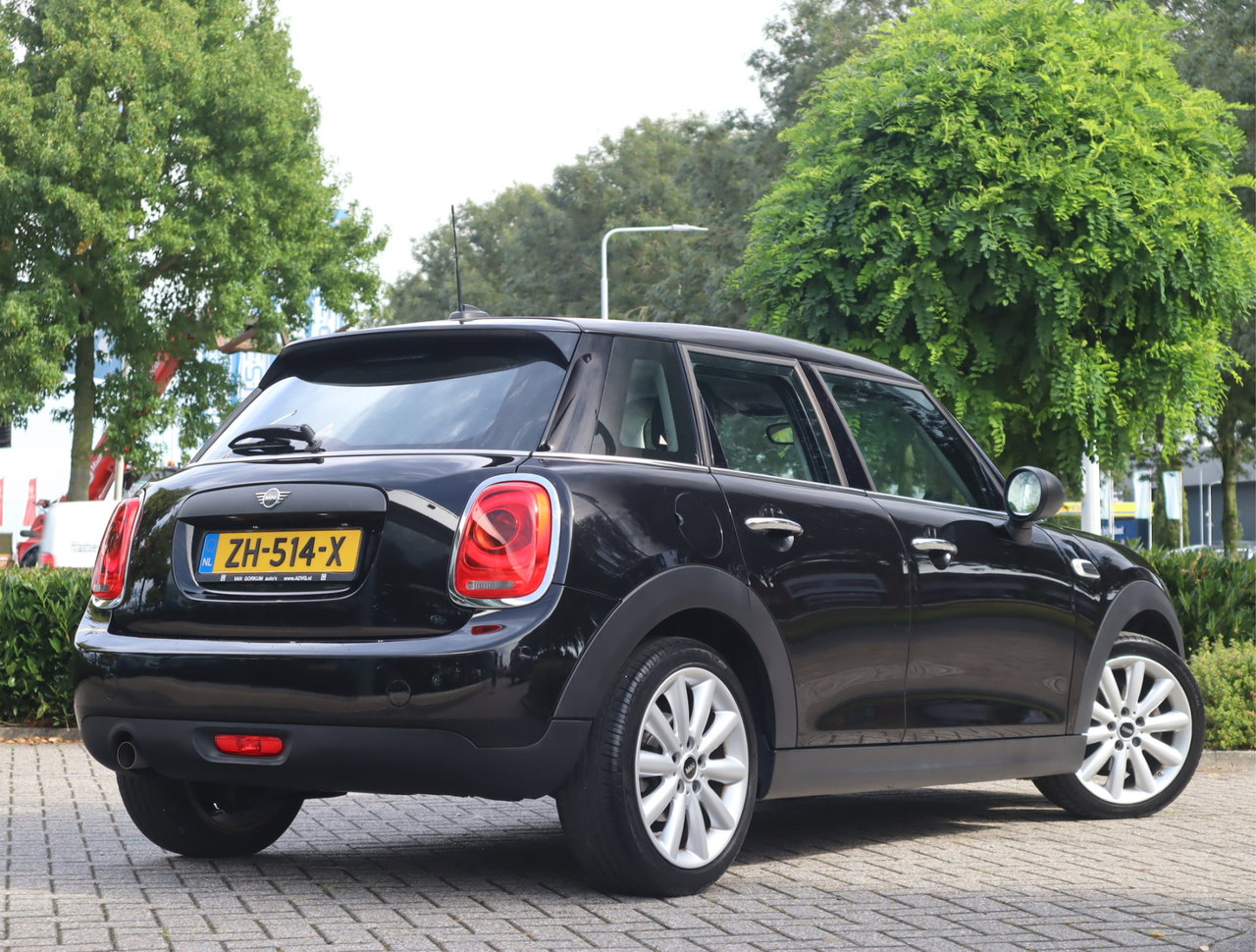 MINI One