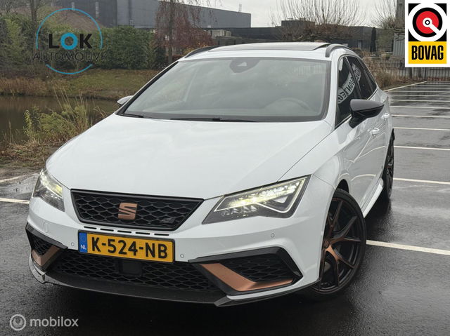 SEAT Leon - ST 2.0 TSI 4DRIVE CUPRA Ultimate Edition PANO|BREMBO|BEATS