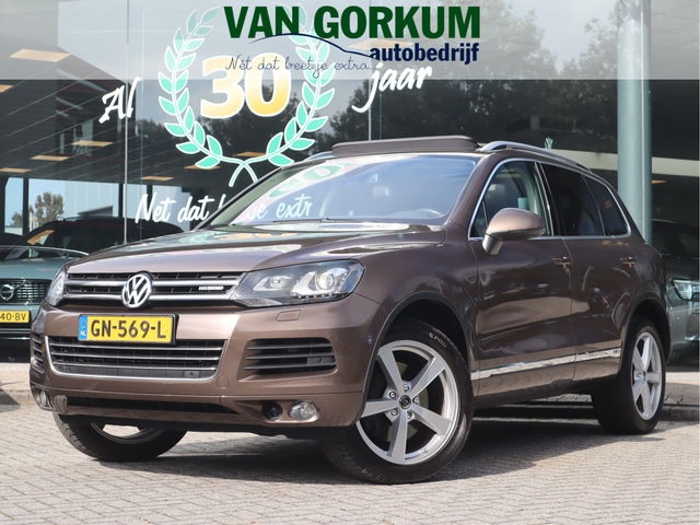 Volkswagen Touareg - 3.0 TSI Hybrid Highline / Luchtvering