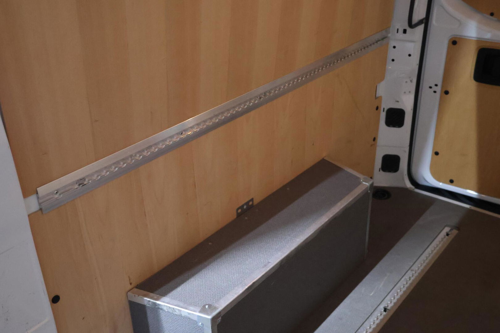 Mercedes-Benz Sprinter bestel 317 1.9 CDI L2H2 RWD