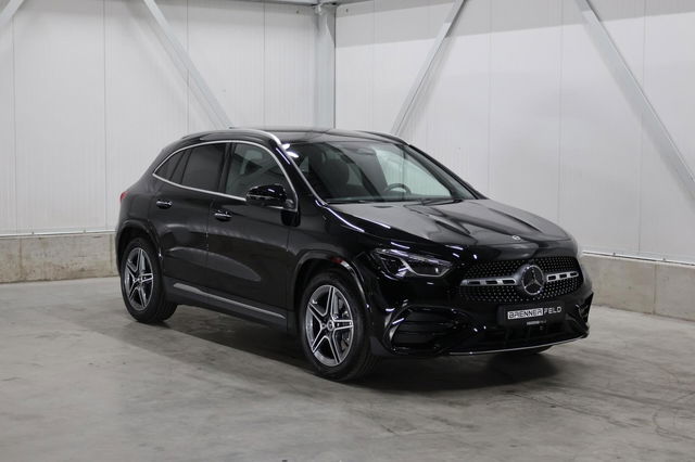 Mercedes-Benz GLA - 200 AMG Line