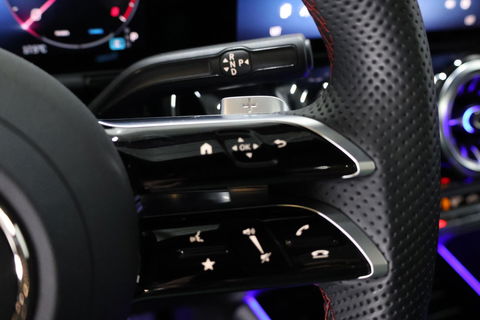 Mercedes-Benz GLA 200 AMG Line