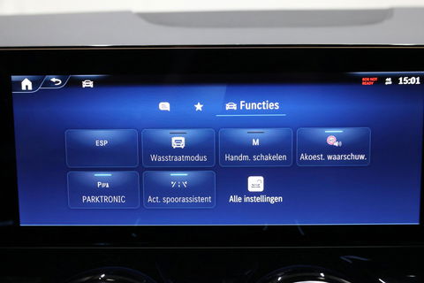 Mercedes-Benz GLA 200 AMG Line