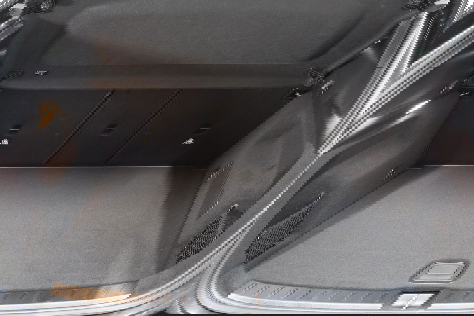 Mercedes-Benz GLA 200 AMG Line