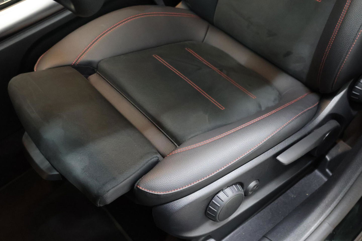 Mercedes-Benz GLA 200 AMG Line