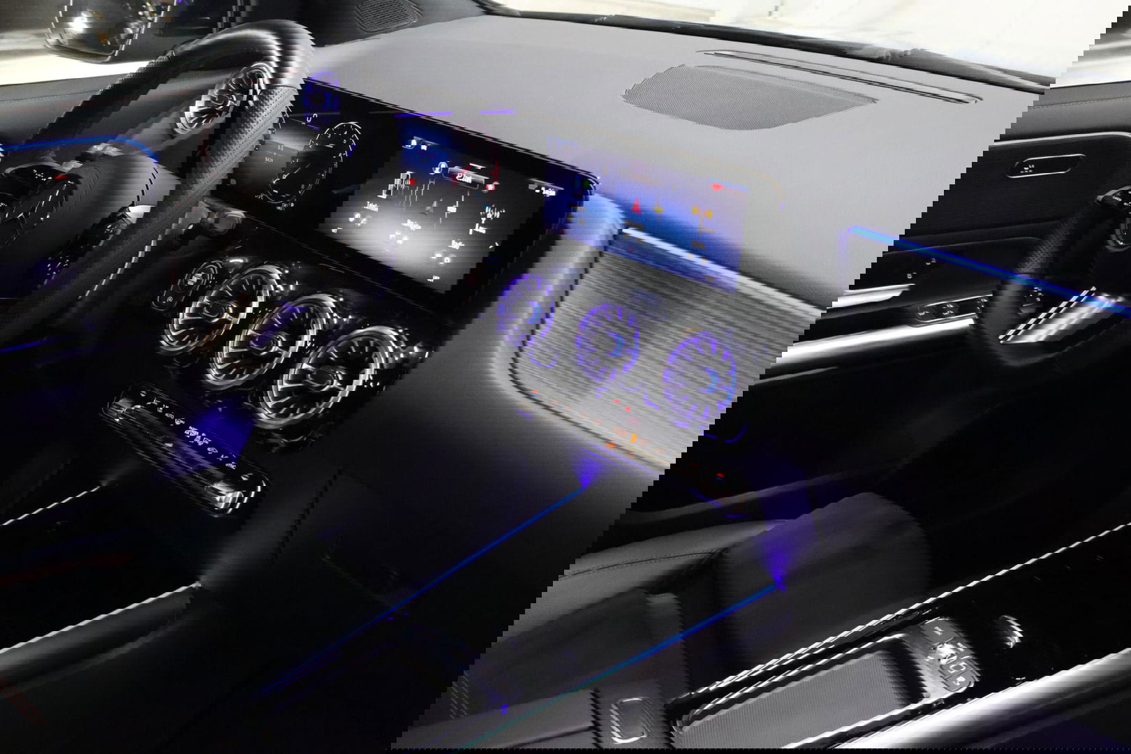 Mercedes-Benz GLA 200 AMG Line