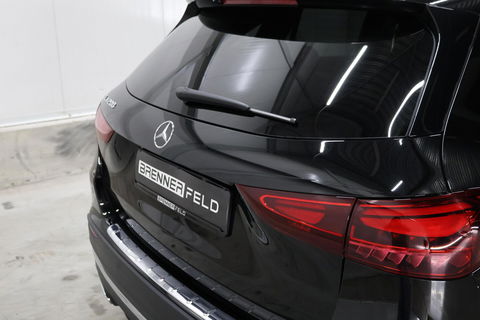 Mercedes-Benz GLA 200 AMG Line