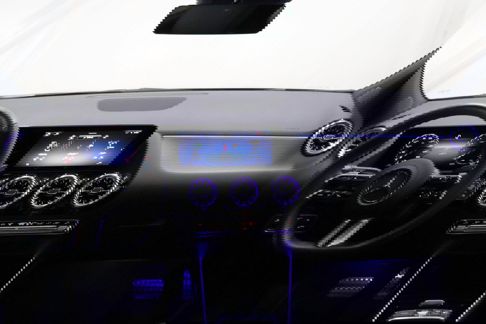 Mercedes-Benz GLA 200 AMG Line