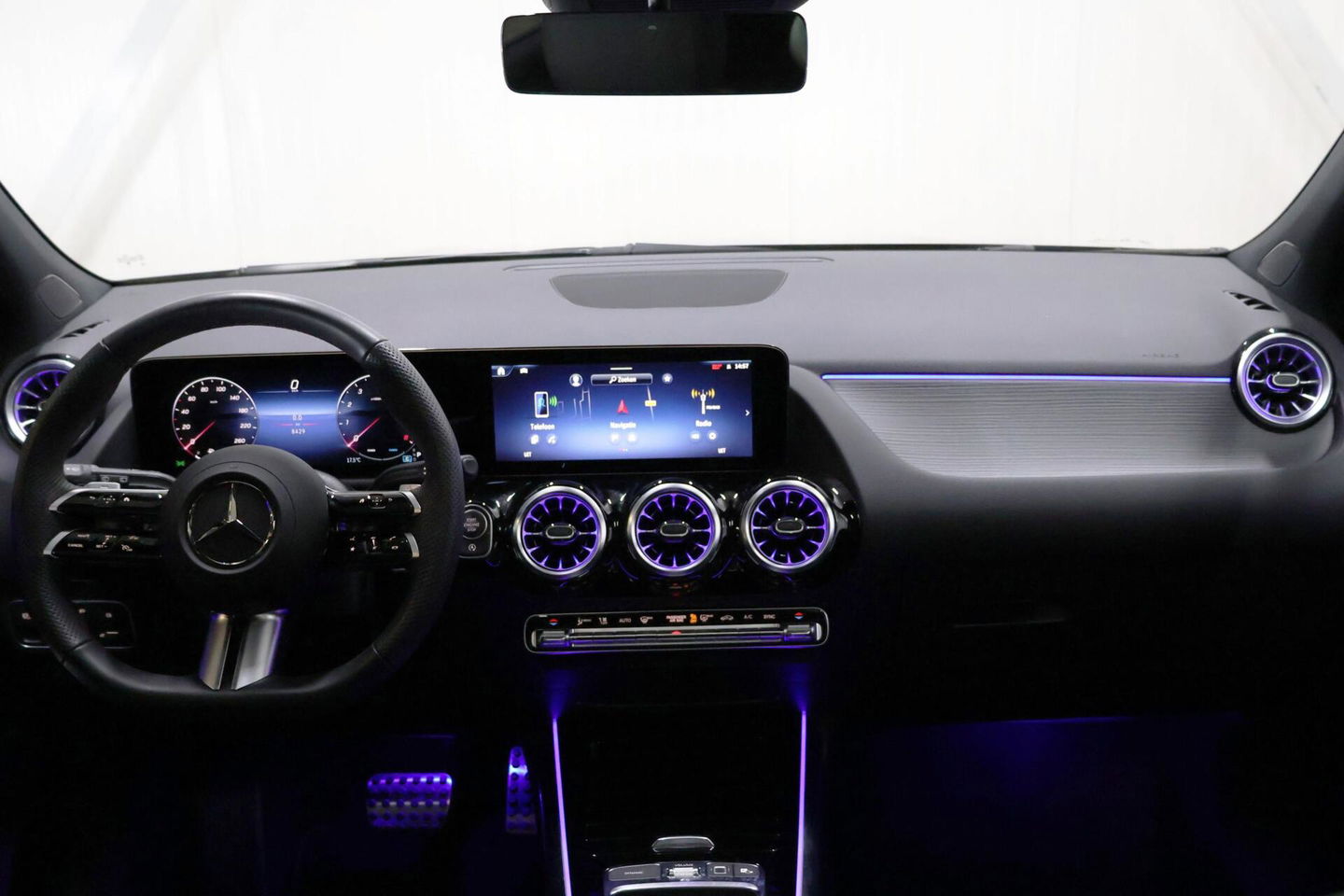 Mercedes-Benz GLA 200 AMG Line