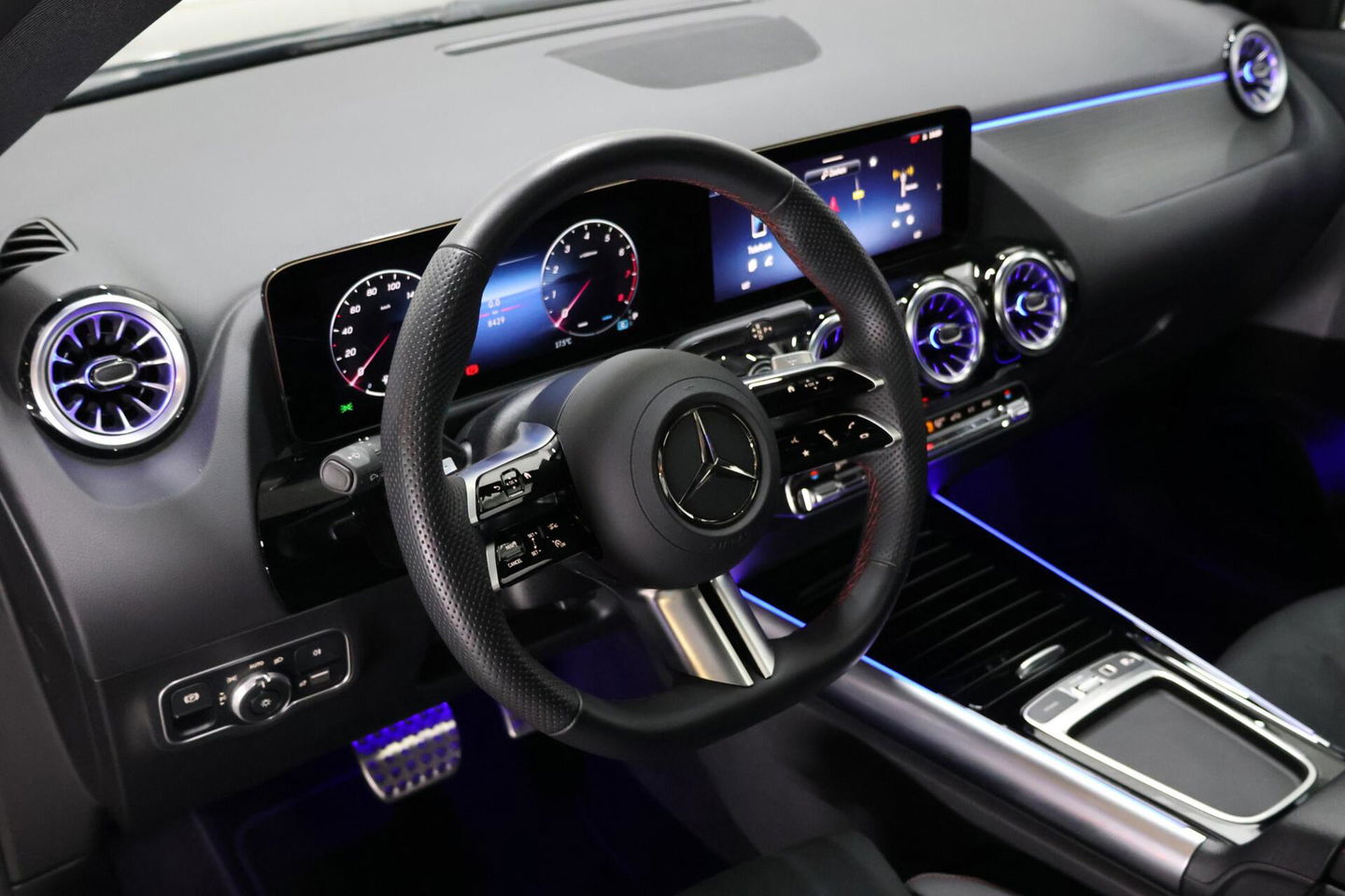 Mercedes-Benz GLA 200 AMG Line