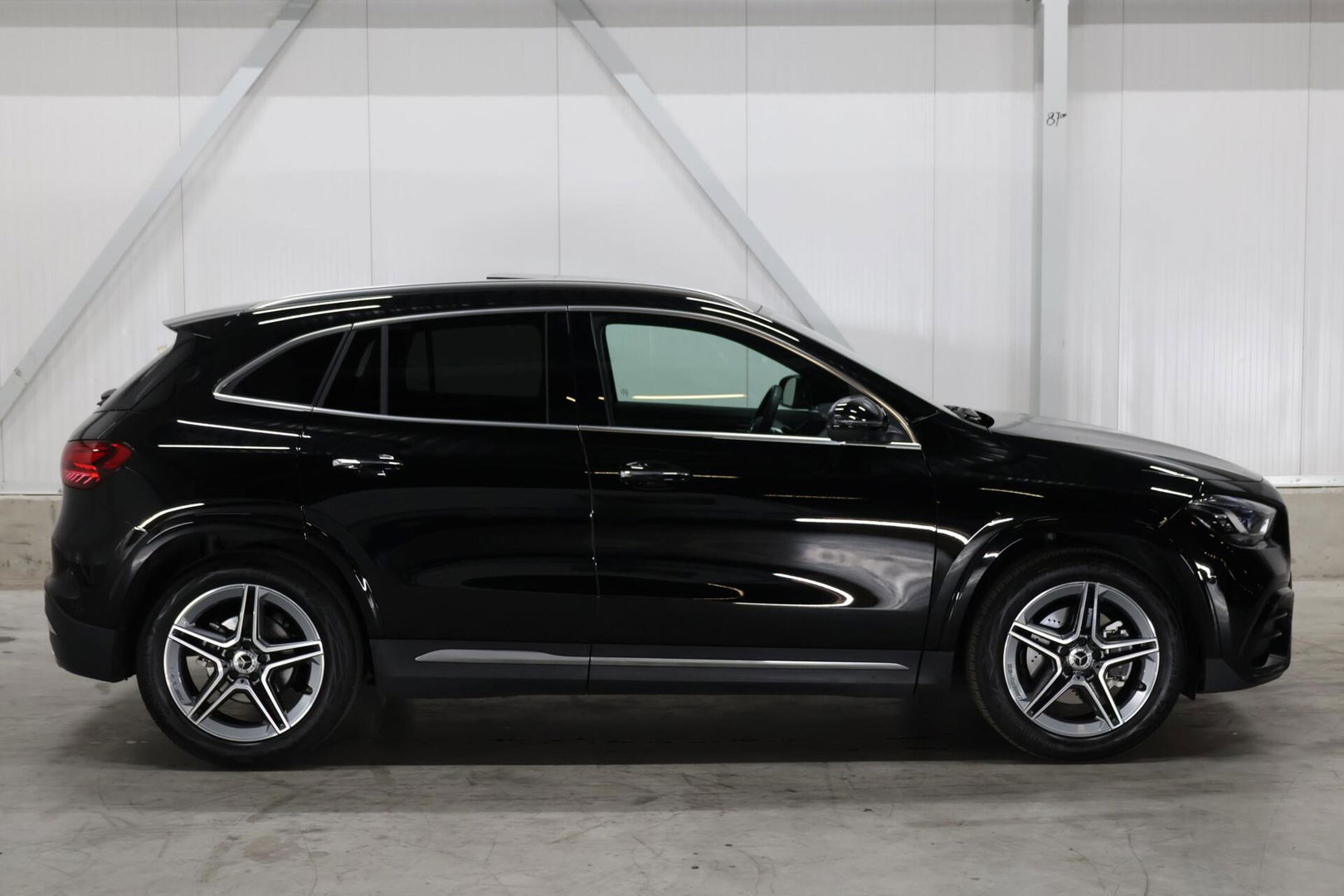 Mercedes-Benz GLA 200 AMG Line