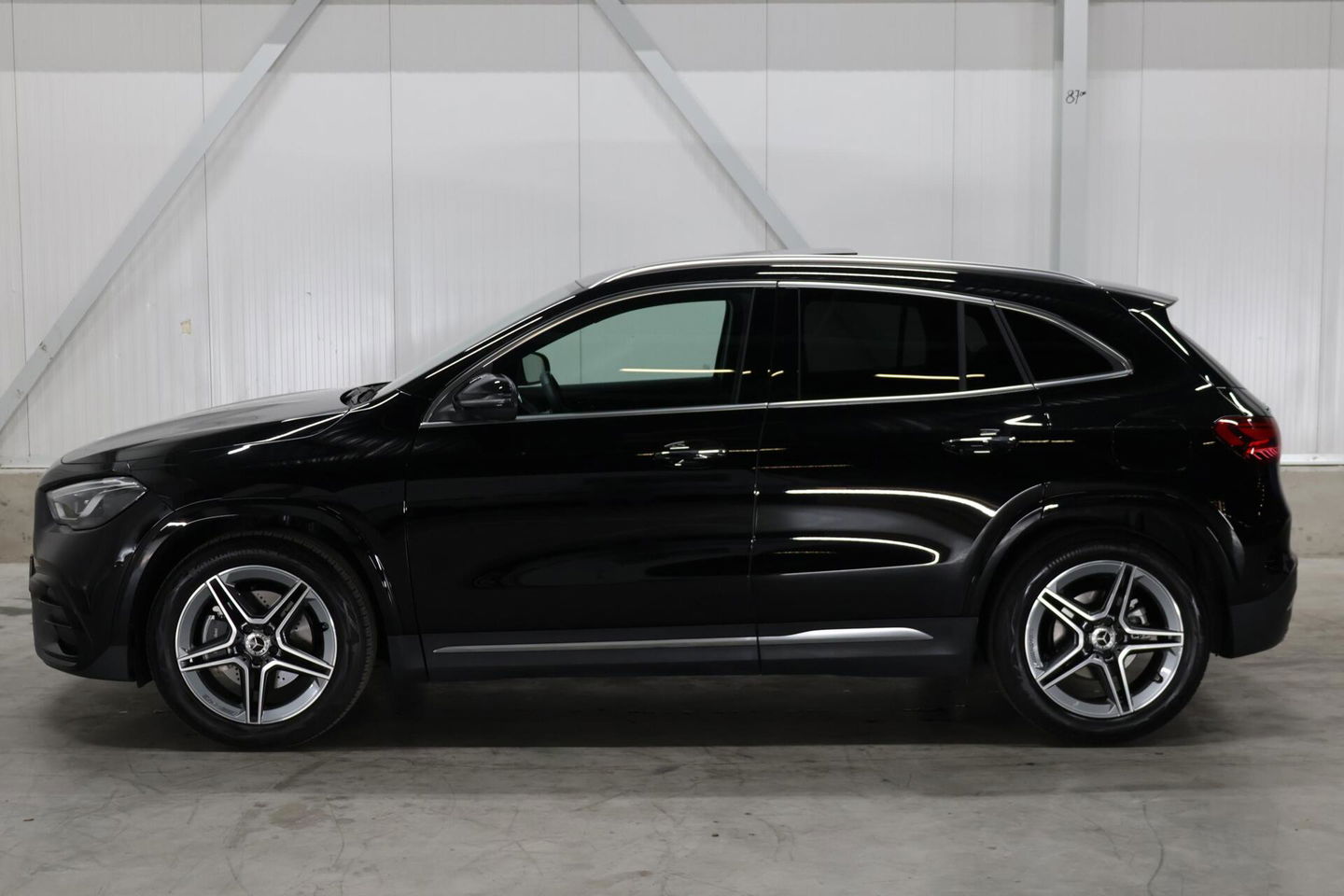 Mercedes-Benz GLA 200 AMG Line