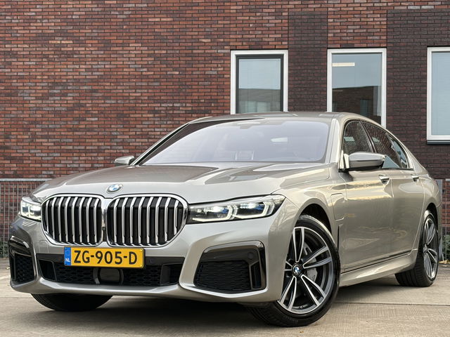 BMW 7 Serie - 745e High Executive 396pk | M Sportpakket | Cruise control adaptief met stop&go en stuurhulp | DAB | Harman/Kardon audio | Laser LED koplampen | Rondomzicht camera | Dealer onderhouden!