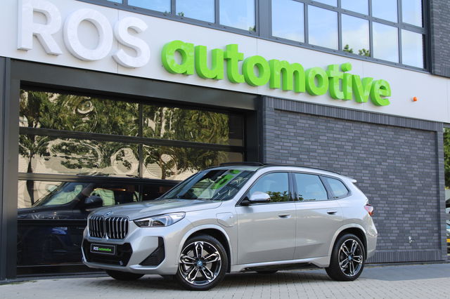 BMW X1 - xDrive30e | PANO | M-SPORT | 360 | HUD | KEYLESS | STUURW.VERWARMD | LED |