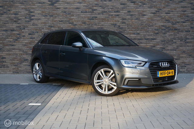 Audi A3 - Sportback 40 e-tron S-Line|B&O RS Stoelen Carplay ACC Digit