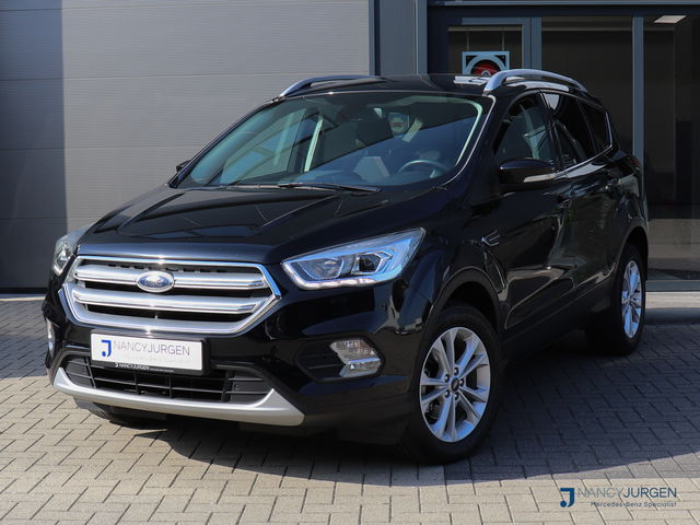 Ford Kuga - 1.5 EcoBoost | Titanium | Pano | Navi | Camera | 17" LM Velgen | Elektr. Uitklapb. trekhaak | Volledig gedocumenteerd Onderhoudsboekje | Incl. 12 maanden Car Garantie I