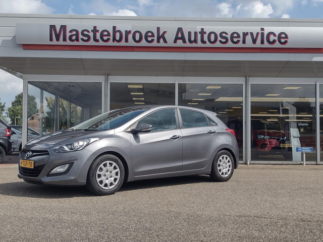 Hyundai i30 - 1.4i i-Drive Cool Staat in Hardenberg
