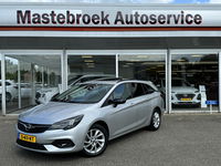 Opel Astra - Sports Tourer 1.2 Blitz Elegance Schuif kanteldak Staat in Hardenberg