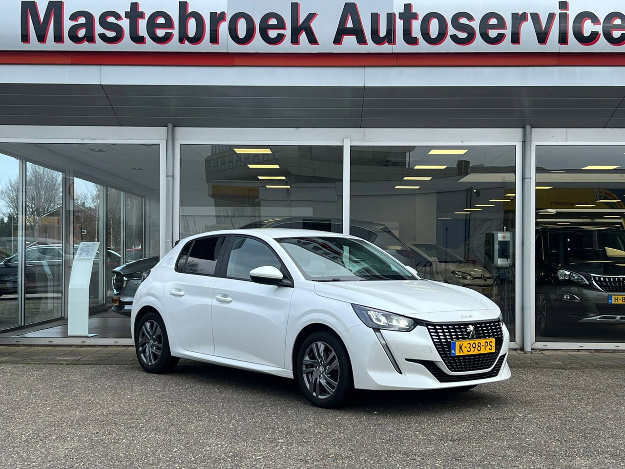 Peugeot 208
