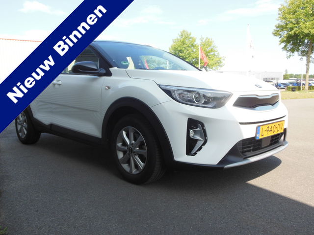 Kia Stonic - 1.0 T-GDi MHEV DynamicLine Staat in Hoogeveen