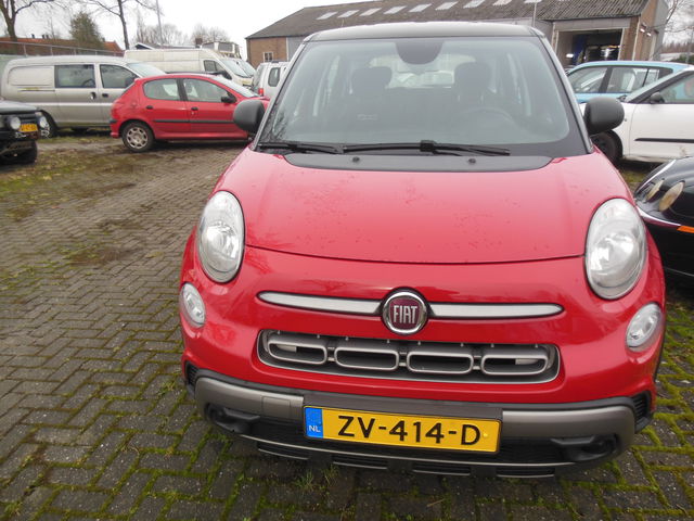 Fiat 500L - 0.9 TwinAir CityCross Staat in De Krim