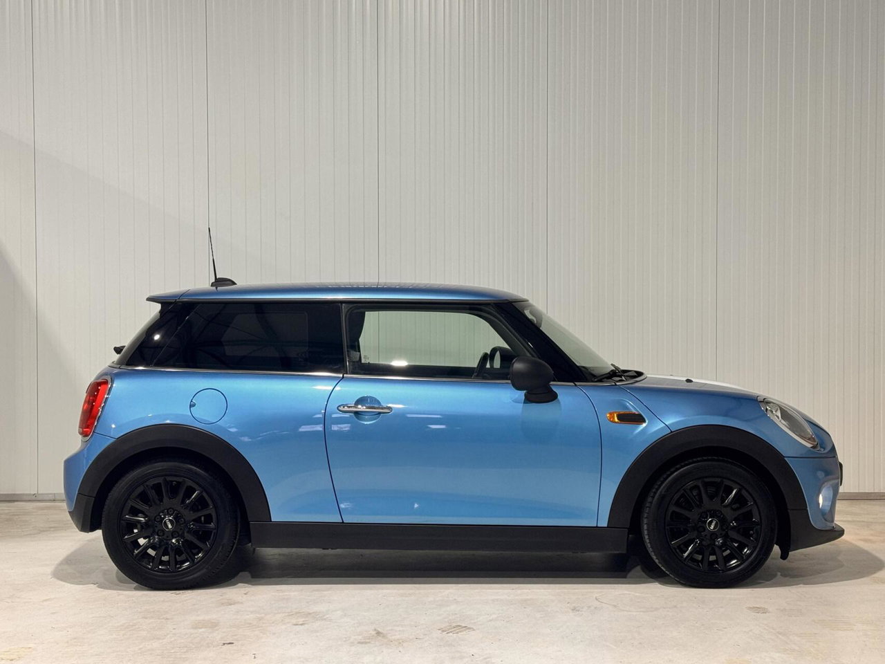 MINI One