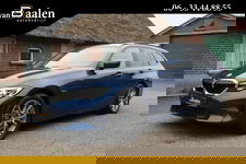 BMW 3 Serie - Touring 330e Business Edition PHEV PANO GR NAVI VIRTUAL 58000KM!!!