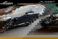 BMW iX3 - M-SPORT 80 kWh SOh 100% PANO LEER PILOT ORG NL 23000KM!!!