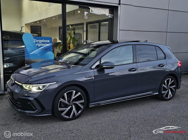 Volkswagen Golf - 1.5 eTSI R-Line Panorama/H&K/HUD/IQ Light/Camera