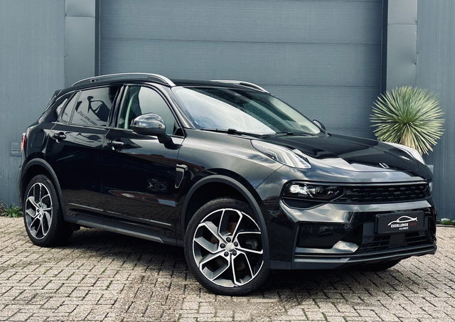 Lynk & Co 01 - 1.5/Pano/navi/Camera/BlackStyle