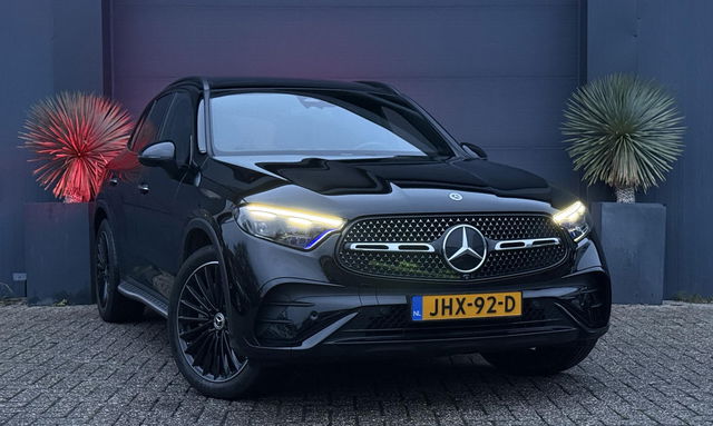 Mercedes-Benz GLC - 200 AMG NIGHT VOL Pano/360/Keyless/HeadUp/Memory