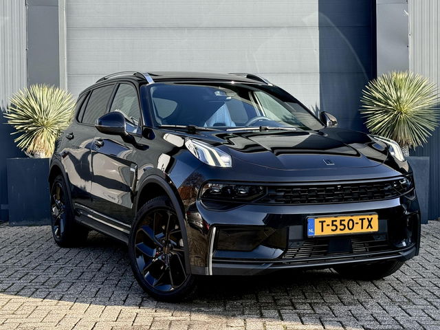 Lynk & Co 01 - 1.5 Plug-In|Vol Black Edition|Zwarte Hemel|Pano