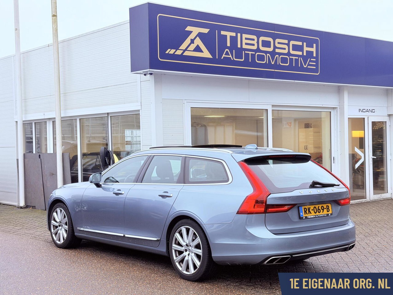Volvo V90