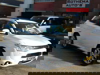 Mitsubishi Outlander - 2.0 PHEV Instyle+ 2014 VELE EXTRA'S TOPSTAAT