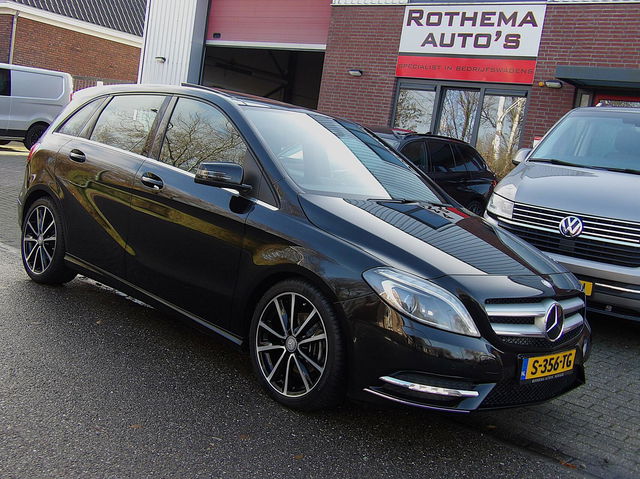 Mercedes-Benz B-Klasse - 180 SPORT 122PK 2014 VELE EXTRA'S TOPSTAAT