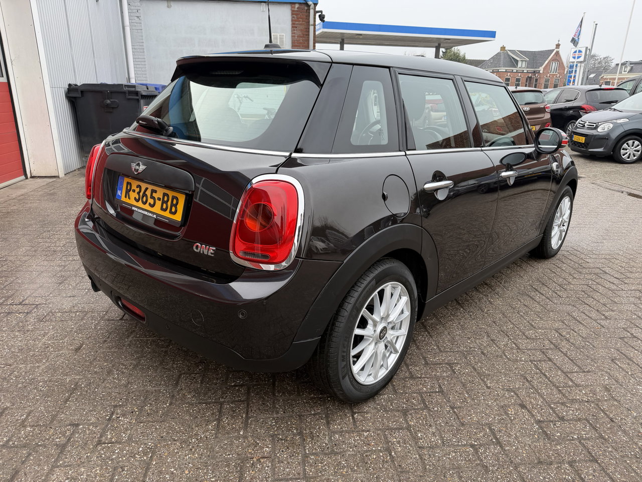 MINI One