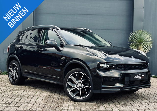 Lynk & Co 01 - 1.5/Pano/navi/Camera/BlackStyle