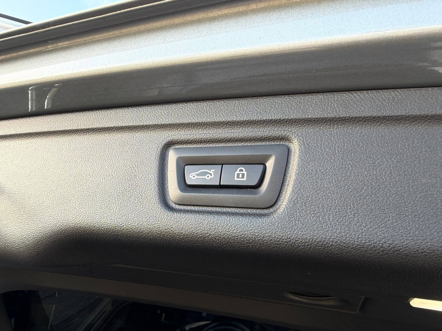 BMW 3 Serie Touring 330e xDrive M-Sport Pano|Keyless|292PK|360Camera|Carplay