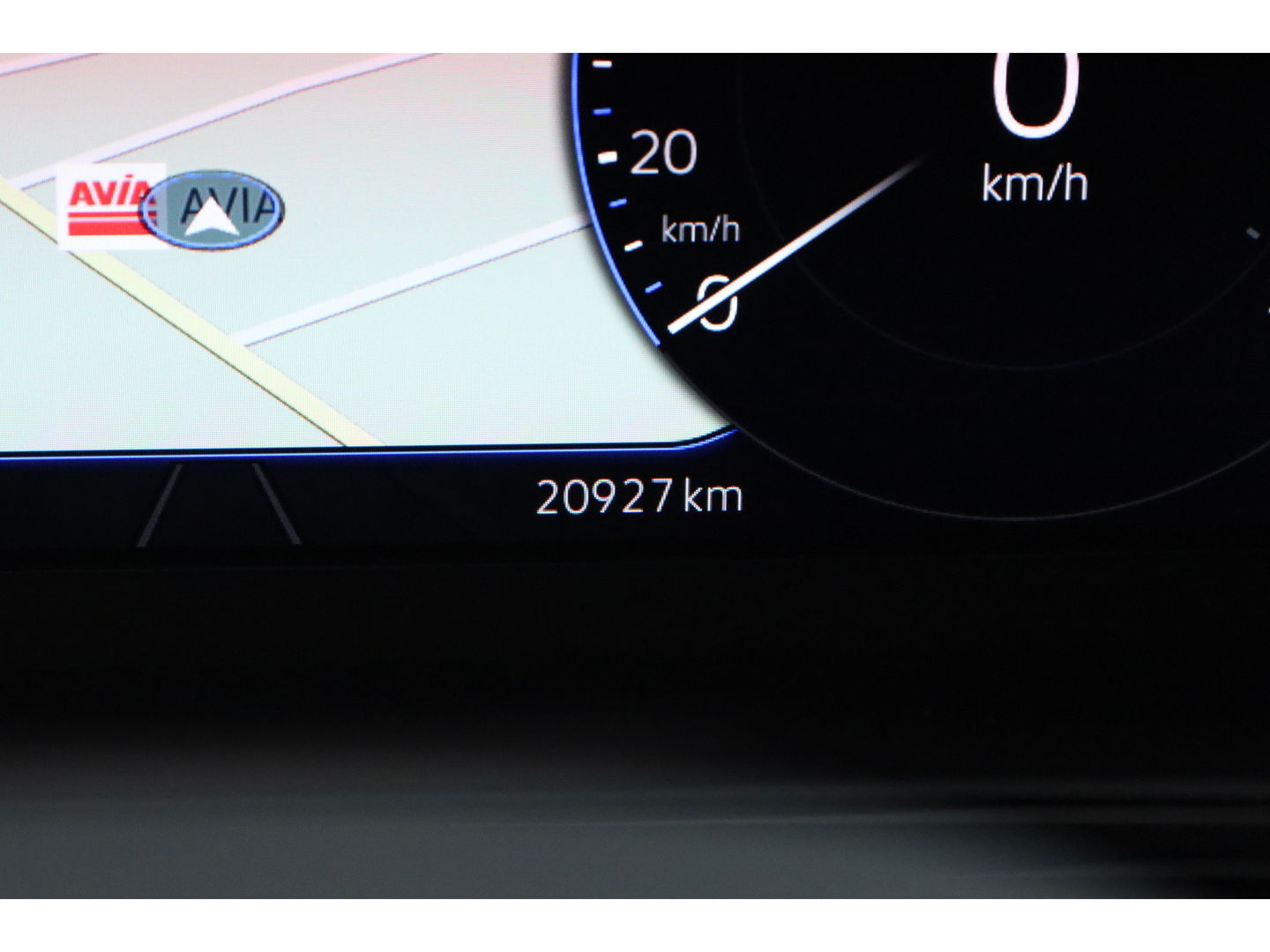 Volkswagen T-Roc Cabrio 1.5 TSI R-Line Edition Grey | Nmr. 930/999 | MAT Grijs | Leder | Stoel- Stuurverw. | Adapt. Cruise | Camera | Keyless | 19''